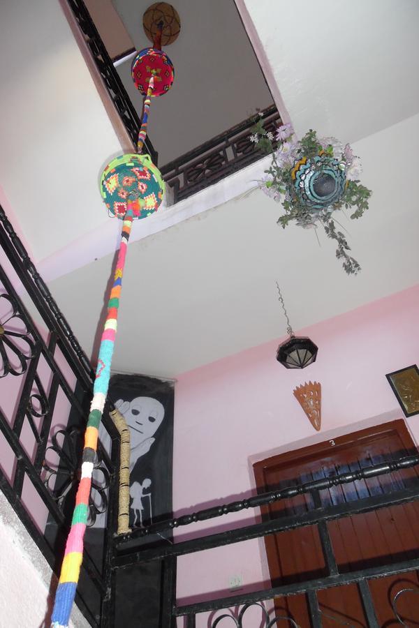 Auberge De La Jeunesse Tajda Bagian luar foto